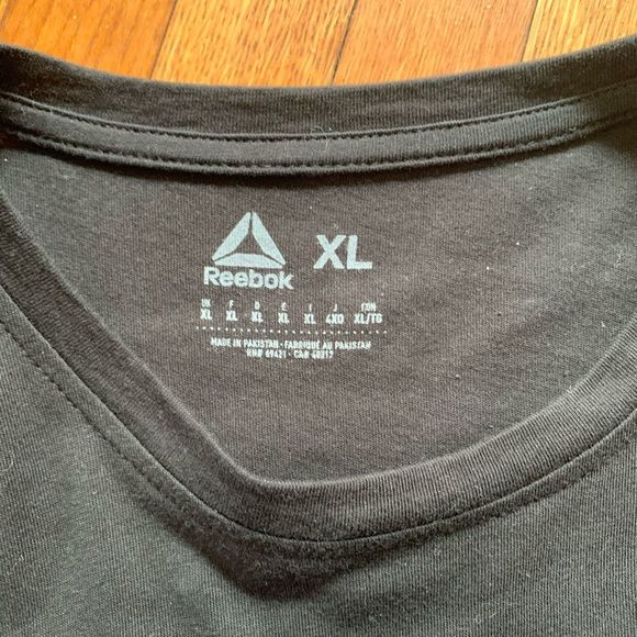 ✨Men’s XL Reebok Tee - Picture 3 of 3